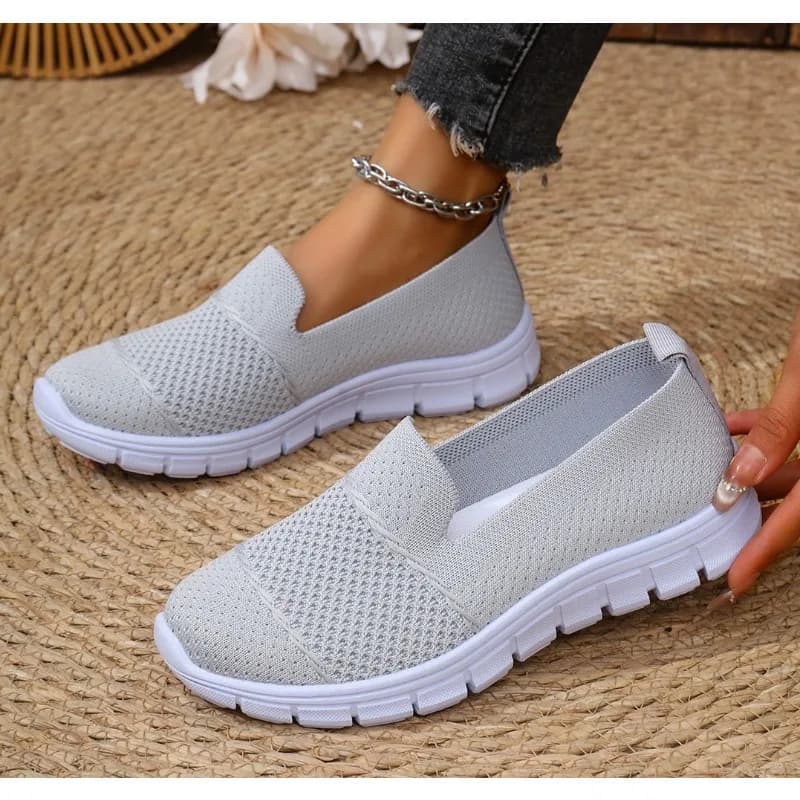 Scarpe casual da donna leggere con suola morbida Scarpe da ginnastica estive in maglia traspirante Scarpe da passeggio comode antiscivolo da donna Taglie forti