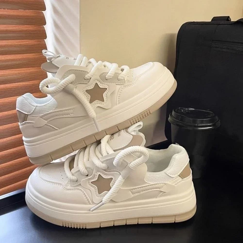 Star Walking Sneakers Y2K Platform shoes Thick sole Comfortable running shoes Exterior tennis shoes for jogging walks