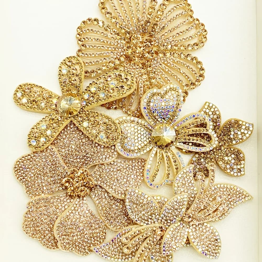 6Pcs Champagne Rhinestone Flower Appliques DIY Hand Sew On Crystal Floral Patches Decorations For Clothing Shoes Hats Bags Garme
