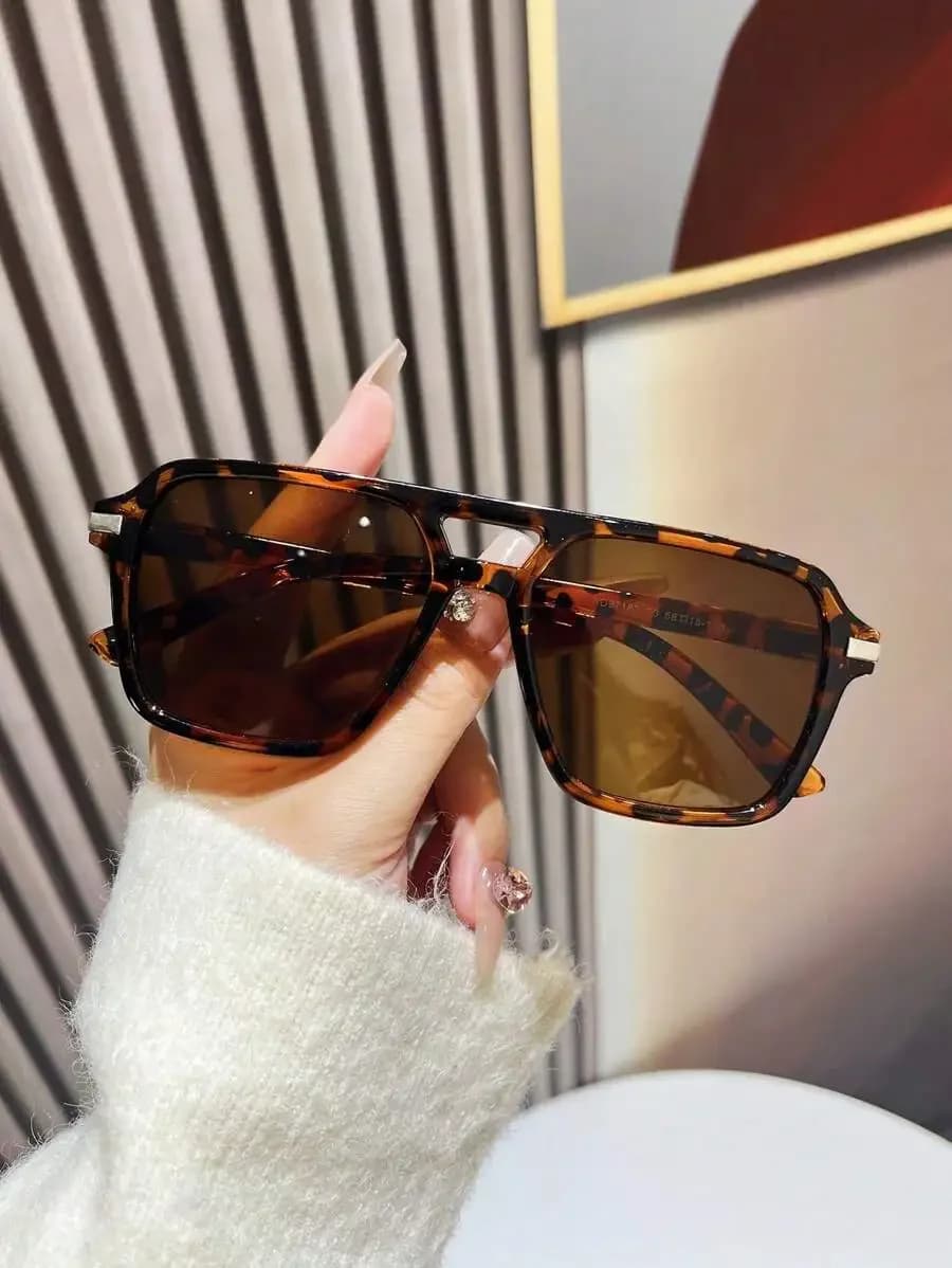 1 paio di occhiali da aviatore alla moda con doppio ponte per donna