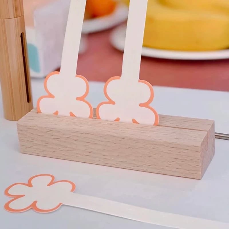 1pc Tavolo in legno Profumo Oli essenziali Tester di prova Supporto per strisce di carta Espositore Morsetti Aromaterapia Graffette Decorazione