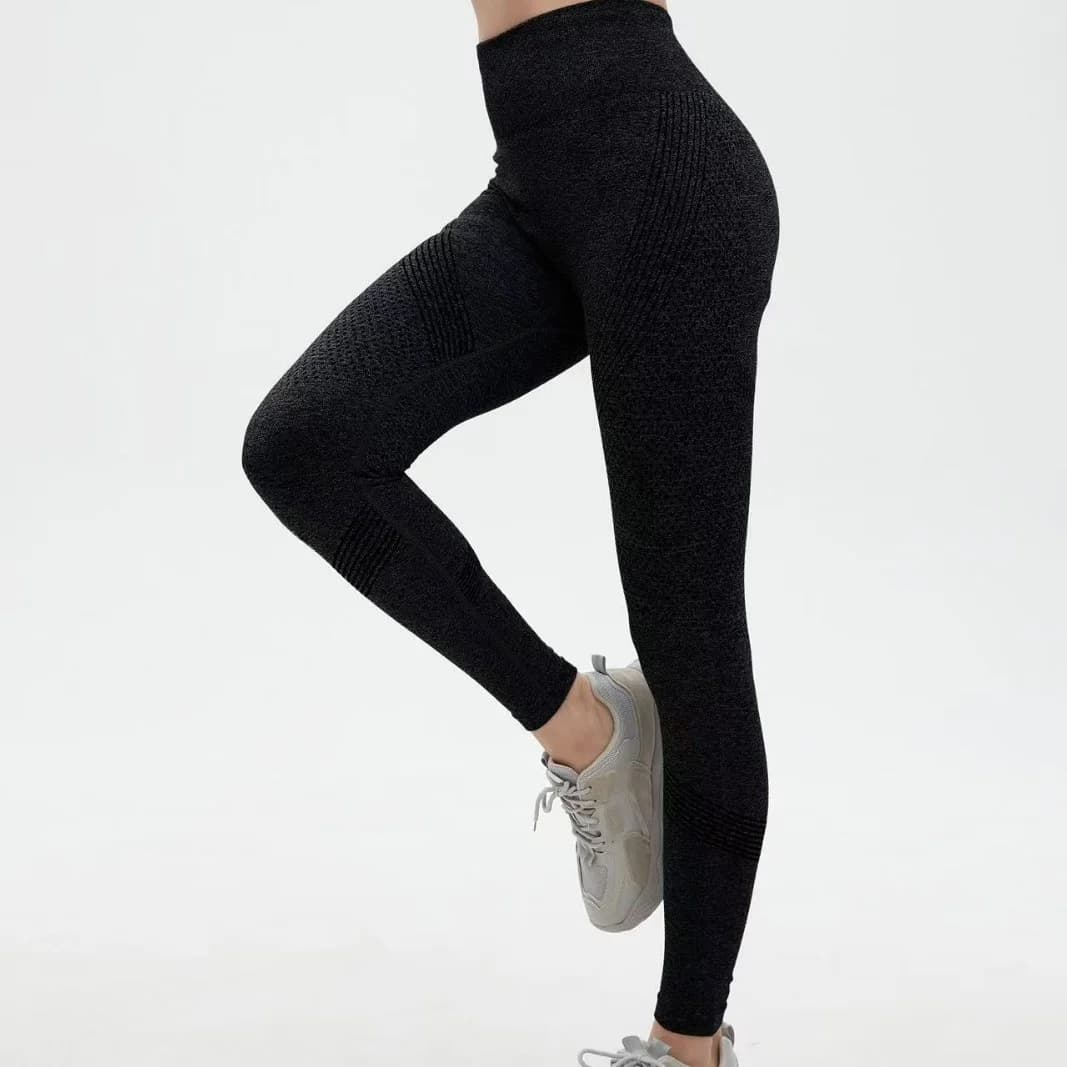 Pantaloni da yoga al ginocchio da donna eleganti e minimalisti a vita alta da strada per la stagione da palestra Texture indossabile Modello a pois quattro stagioni