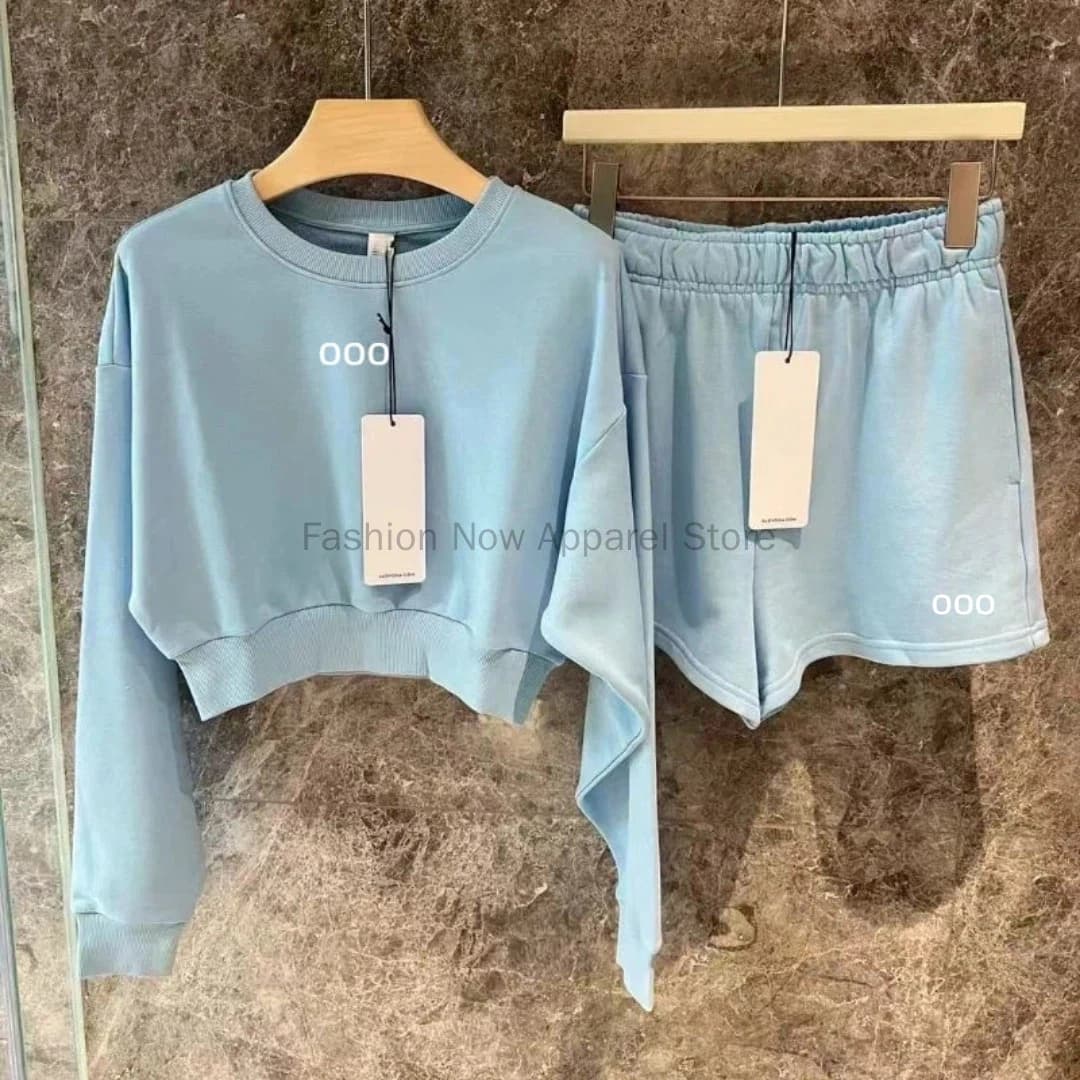 2026 New Women's Round Neck Short Hoodie Paired with Elastic Waist Shorts Sports Two-piece Set vest