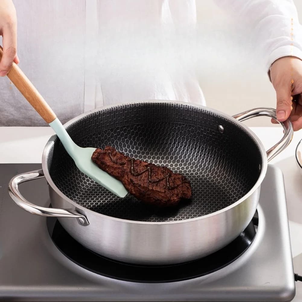 For Frying Eggs Stainless Steel Frying Pan Heavy Base Skillet Aluminum Skillet For Induction Stove Frying Pan Silver