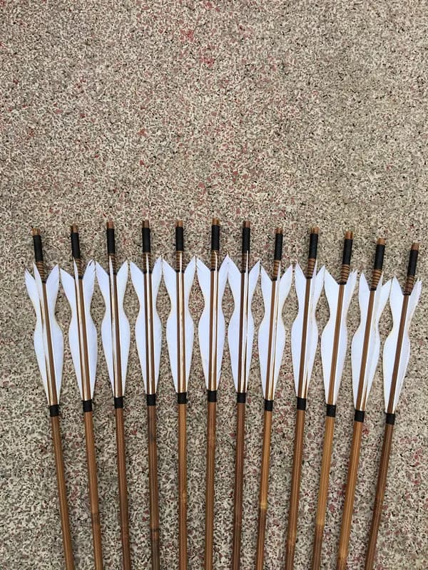 6/12/24 pz 28/30/32/34 pollici frecce di bambù 5''White Turkey Feathers Shaft Target Practice Achery Arrows