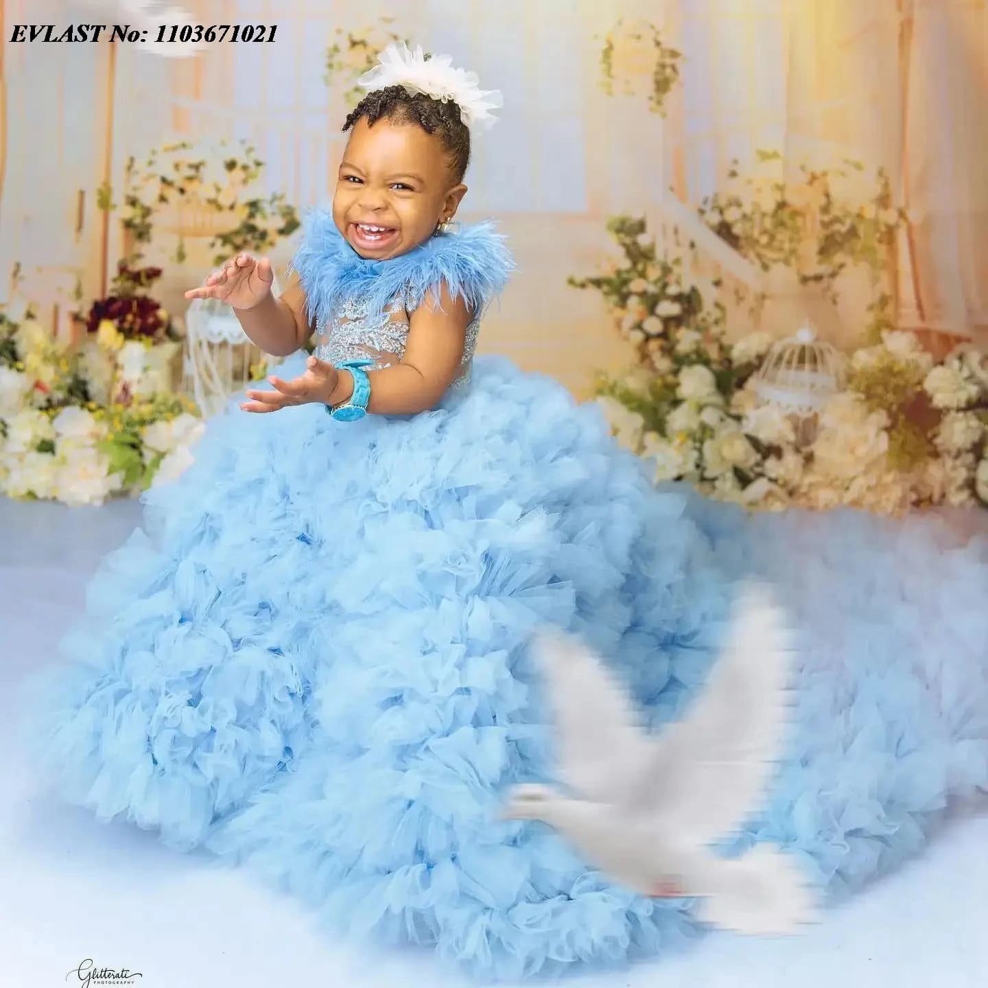 EVLAST Abito da ragazza di fiore con collo alto in piume di lusso blu personalizzato Abito da ballo per bambini Abito da prima comunione per bambini Abito da compleanno FD57