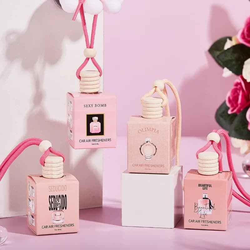 Profumatore per Auto di Lusso da Appendere, Deodorante a Lunga Durata, Elegante e Delicato, Diffusore di Aroma Premium, Ciondolo Deodorante Fresco