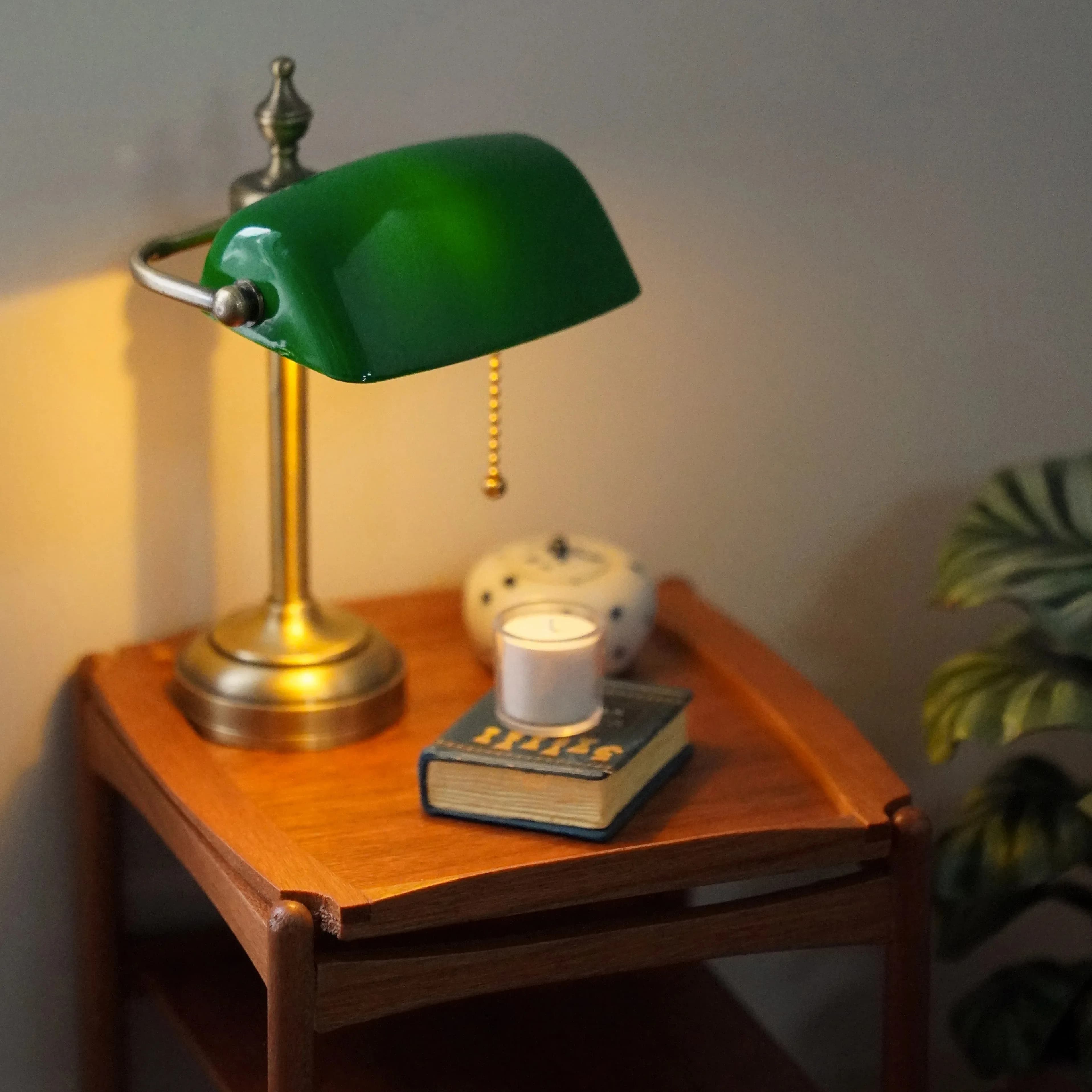 1/6 Doll House Model Furniture Accessories Green Retro Pull String Desk Lamp Bjd Ob11 Gsc Blyth Soldier Lol Doll Home Miniature