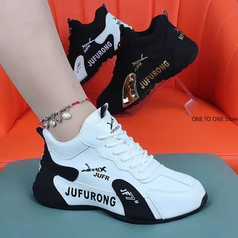 Scarpe sportive casual da donna nuove Modelli di coppia di moda Scarpe da passeggio per esterni in mesh traspirante unisex Sneakers Tenis Jeans Cestini