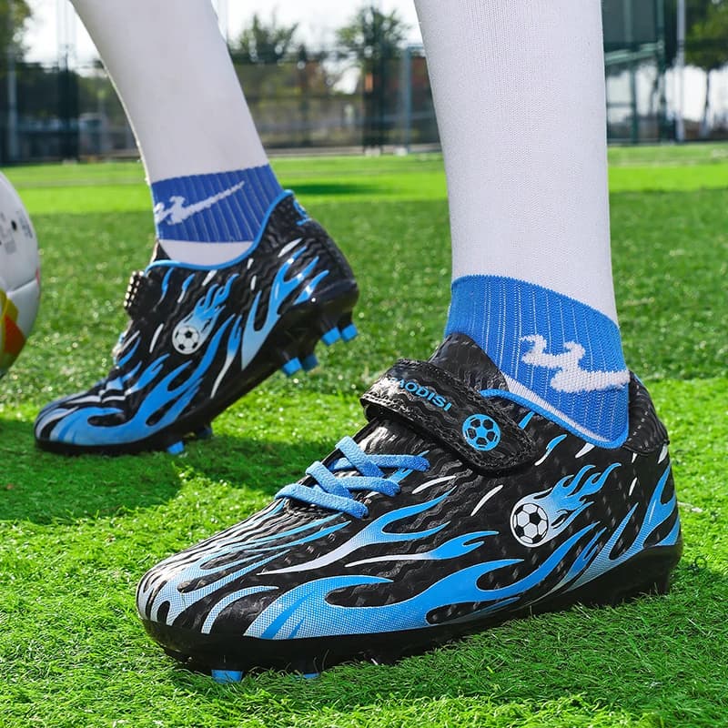 Children Football Boots Anti-slip Soccer Shoes Low-top Boy Ultralight Kid's High Quality Outdoor Grass Training Soccer Sneakers