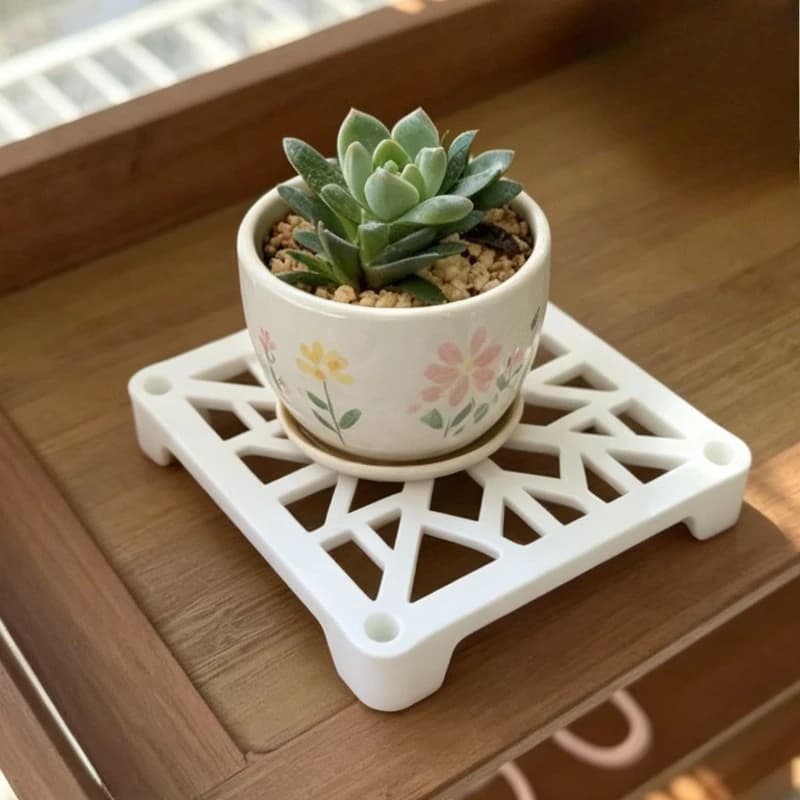 White Hollow Plant Saucer Breathable Drainage Tray Elevated Base Anti-Root Rot for Succulent Potted Plant Home Desktop Decor