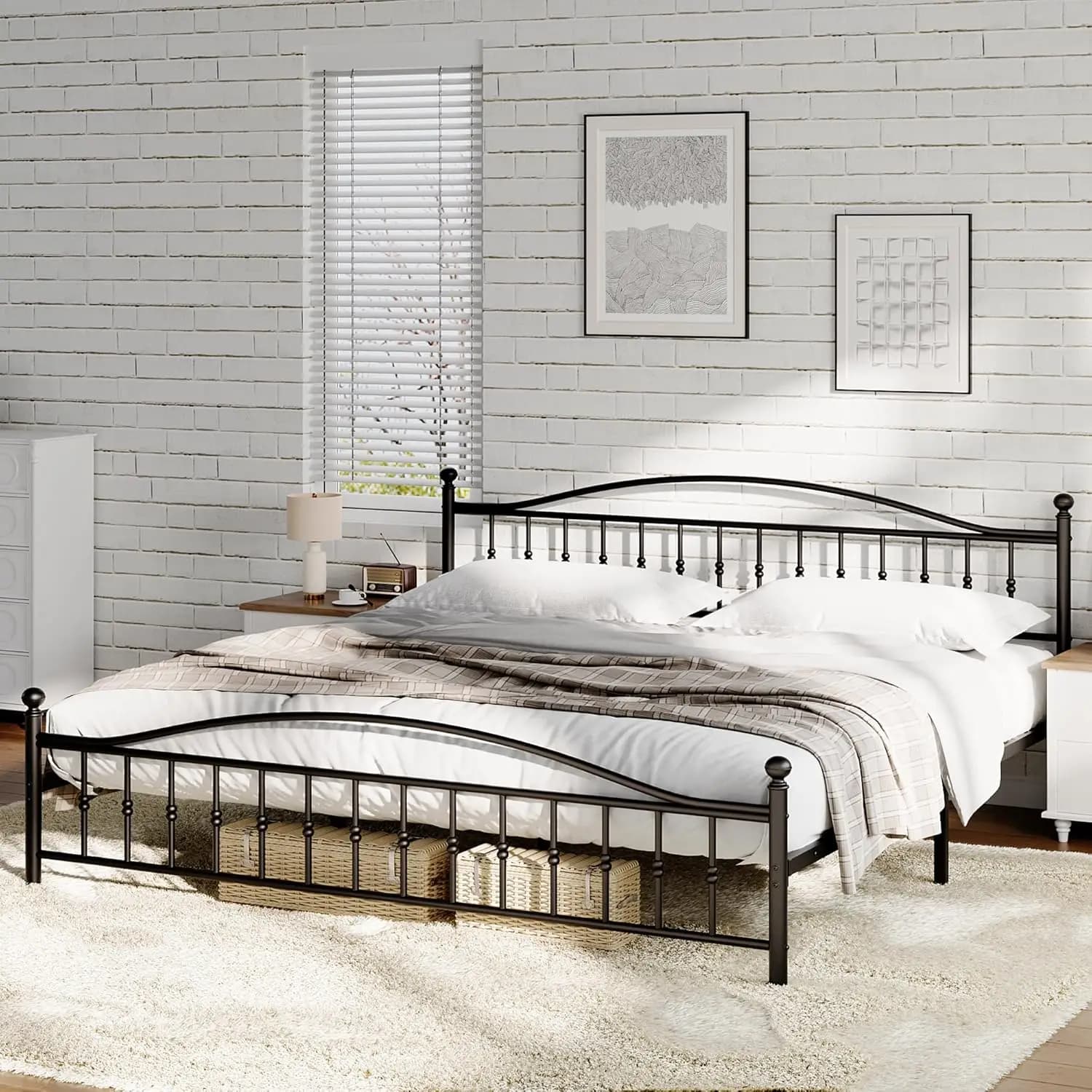 Victorian Style Iron Platform Bed Frame, Classic Metal Construction with Headboard and Footboard, Mattress Foundation, No Box Spring Required, Easy Assembly, Noise-Free Black