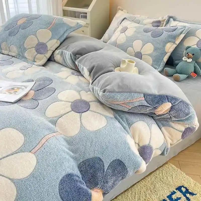 Set di Biancheria da Letto in Velluto di Corallo Ispessito, Copripiumino Invernale Caldo a Doppio Lato, Set Quattro Pezzi in Velluto Morbido Stile Country