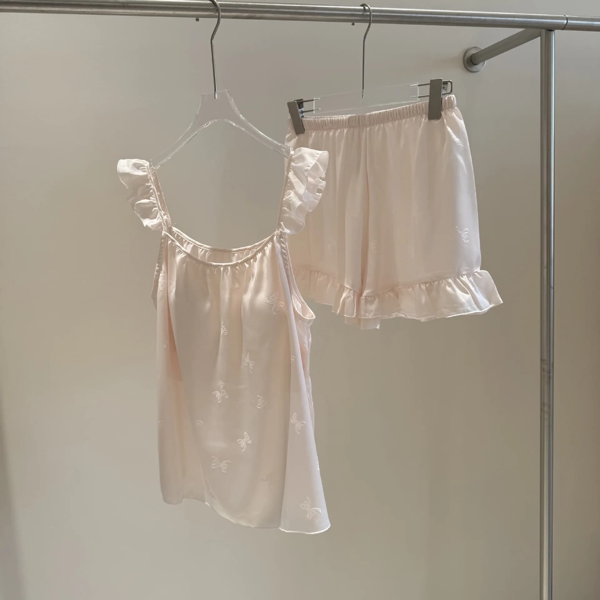 Female Jacquard Satin Sleepwear 2PCS Pajamas Set Sexy Strap Top Shorts Pijamas Suit Summer Ice Silk Homewear Loungewear