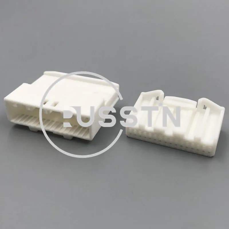 1 Set 32 Hole 1318747-1 1612268-1 Auto Navigation Central Control Instrument Electrical Wire Sockets AC Assembly Car Connectors