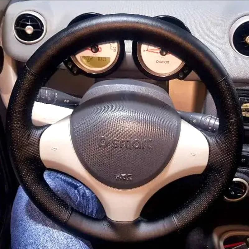 Per Smart Forfour 454 2004 2005 2006 Coprivolante in Pelle Nera Perforata Fai-da-Te Antiscivolo Accessorio di Rinnovamento