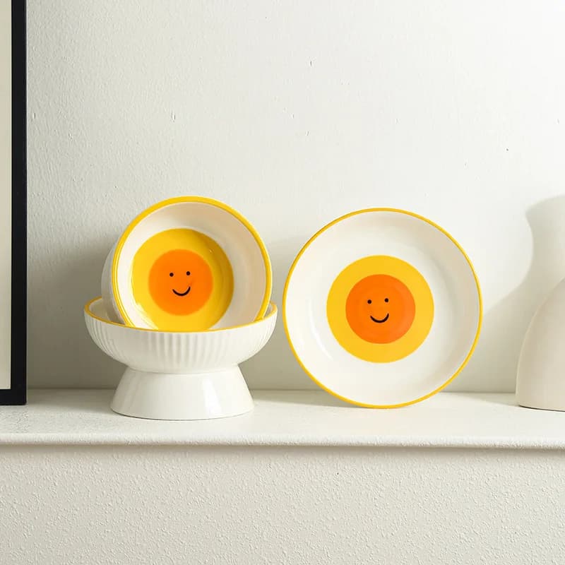 Ciotola per Gatti in Ceramica con Motivo Sole Sorridente, Piatto Rialzato per Proteggere il Collo, Graziosa Ciotola Facile da Pulire per Cibo e Acqua per Gatti e Gattini