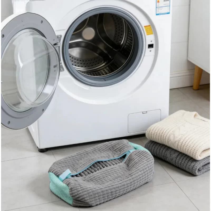Set of 4 Durevoli Bags for Washing Machine Shoes and Protective Brush for Sneakers and All Types of Footwear