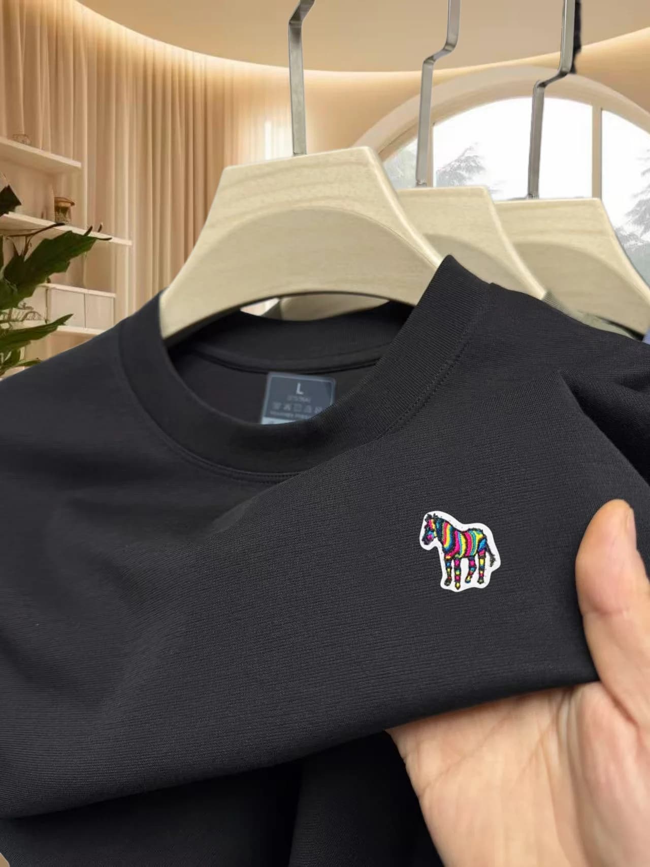 Nuova Polo Estiva da Uomo di Lusso con Ricamo Colorato Paul, Comoda e Casual per Golf e Business