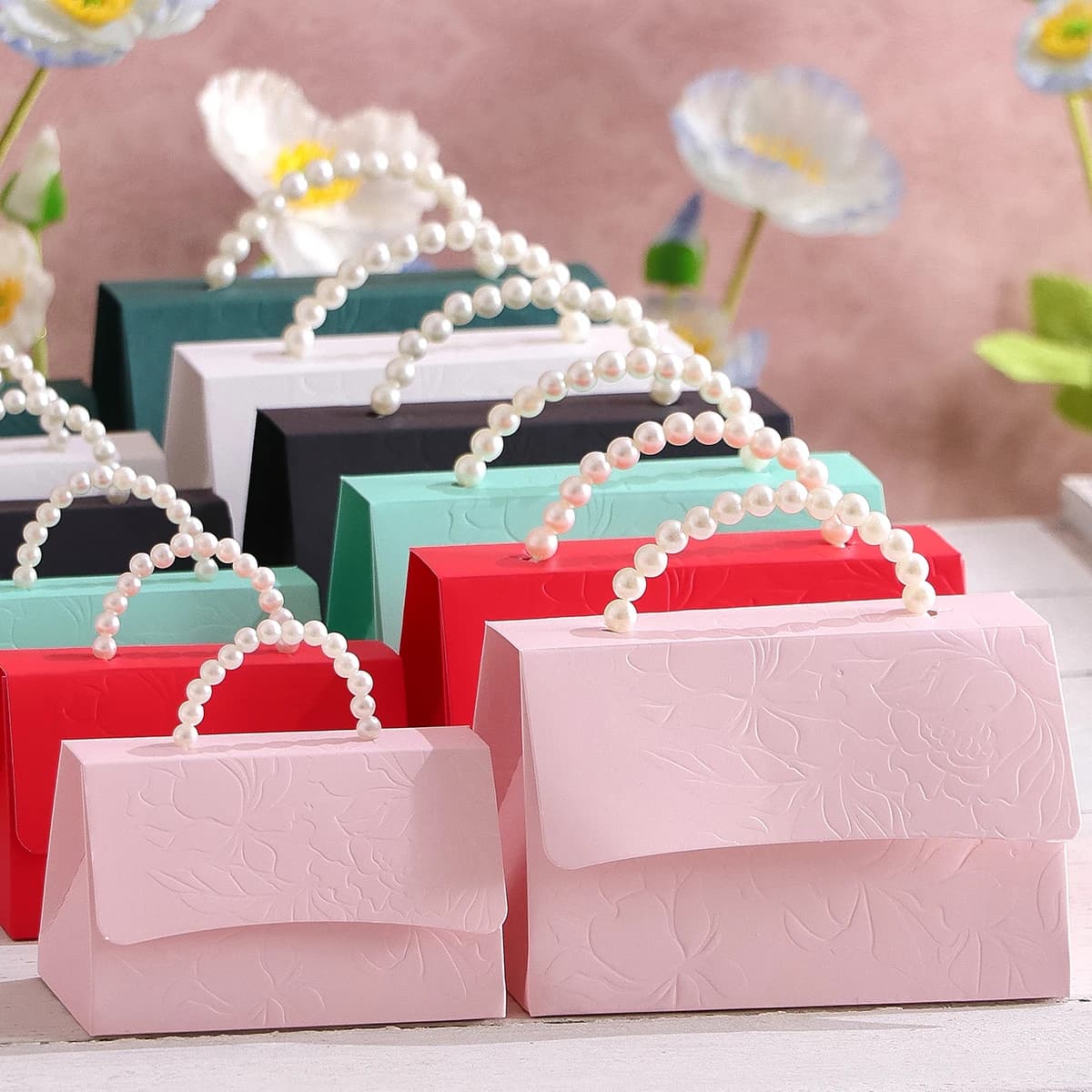 Set di 5 Lussuose Scatole Regalo Mini per Matrimonio con Design Floreale in Letterpress e Manici con Perle Simulate, Eleganti Scatole Regalo per Noi