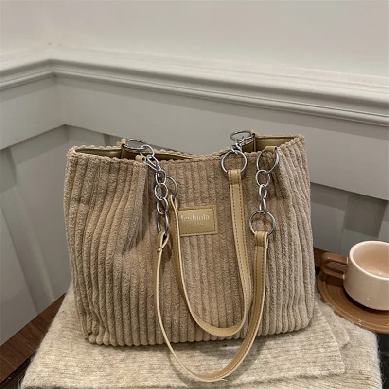 Elegant ribbed velvet tote bag, spacious trend chain and leather accents for women's shoulder shopping bag, suitable for everyday commuters