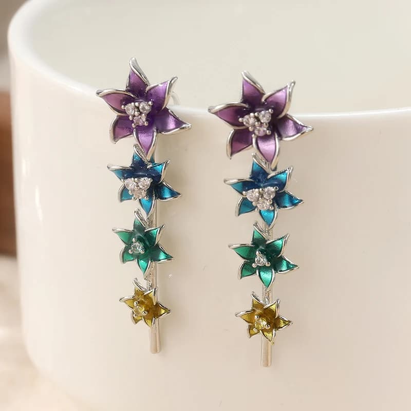 Fashion Earrings in Flower Shape for Women, Elegant Casual Earrings, Banquet Design and Holiday