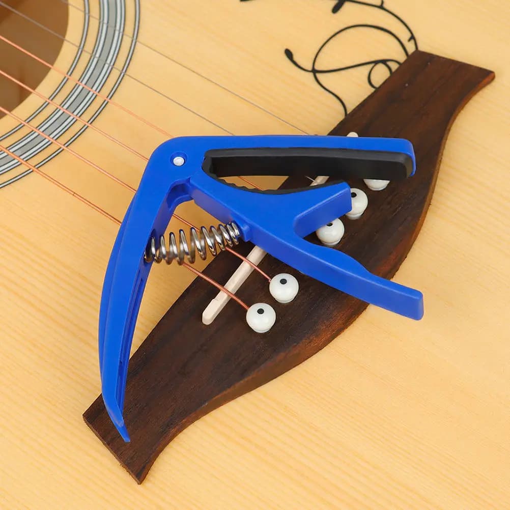 Capotasto Universale per Chitarra in ABS e Metallo, Morsetto a Molla Regolabile per Chitarra Acustica, Elettrica, Classica, Ukulele, Folk e Country - Accessori per Chitarra