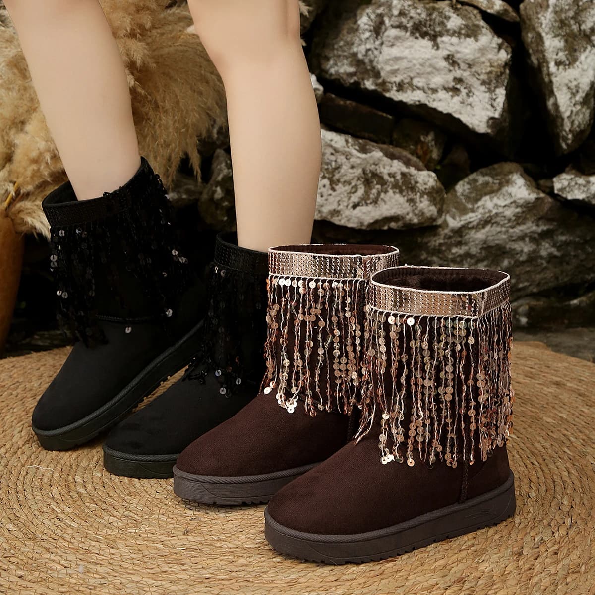 Stivali da neve da donna Stivali con decorazione con frange ricamate della Boemia Donna Stivaletti con plateau invernale 2025 Scarpe con fondo spesso da donna