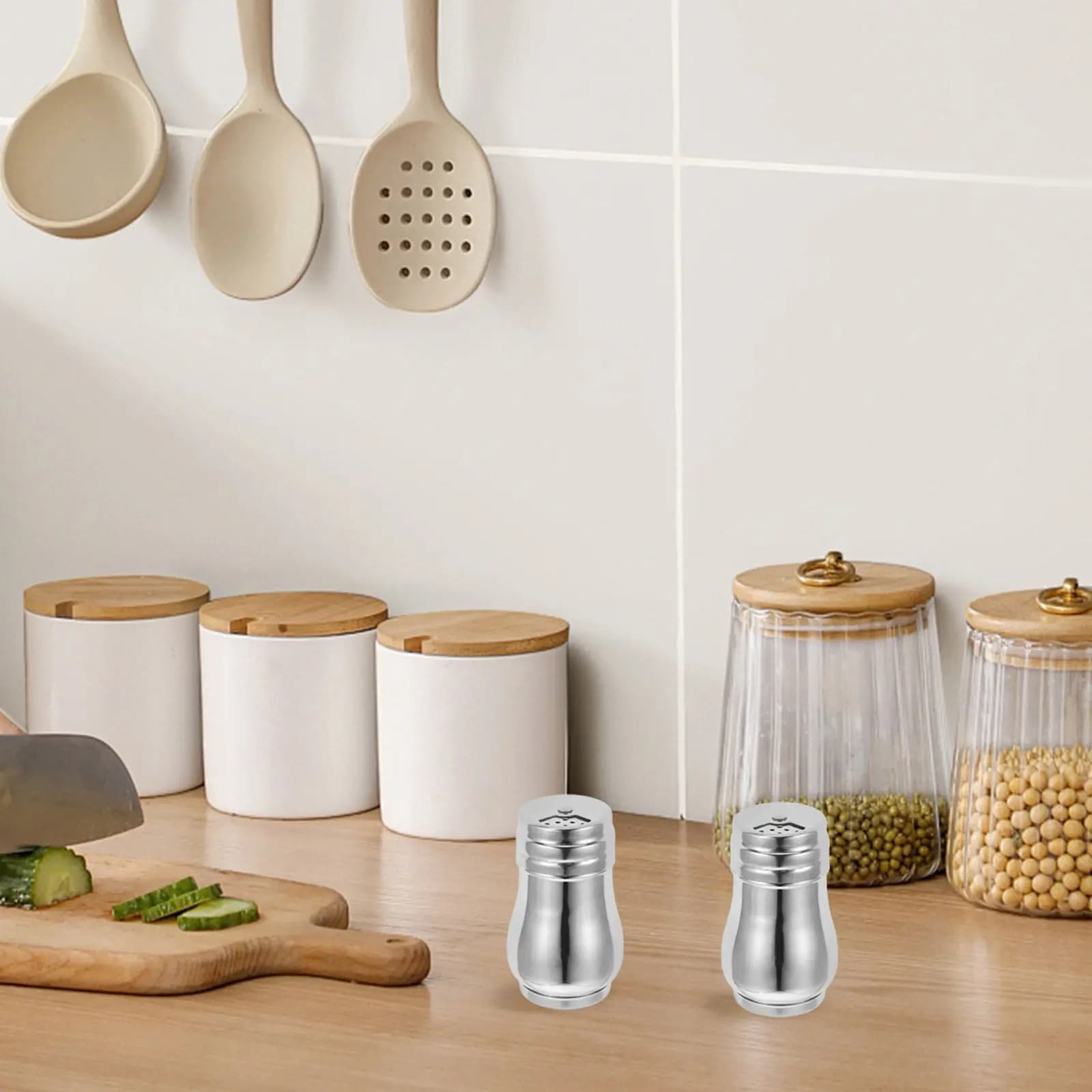 2Pcs Stainless Steel Rotating Spice Dispenser Salt and Pepper Shaker Set for Cooking Kitchen Dining Commercial Seasoning Tools