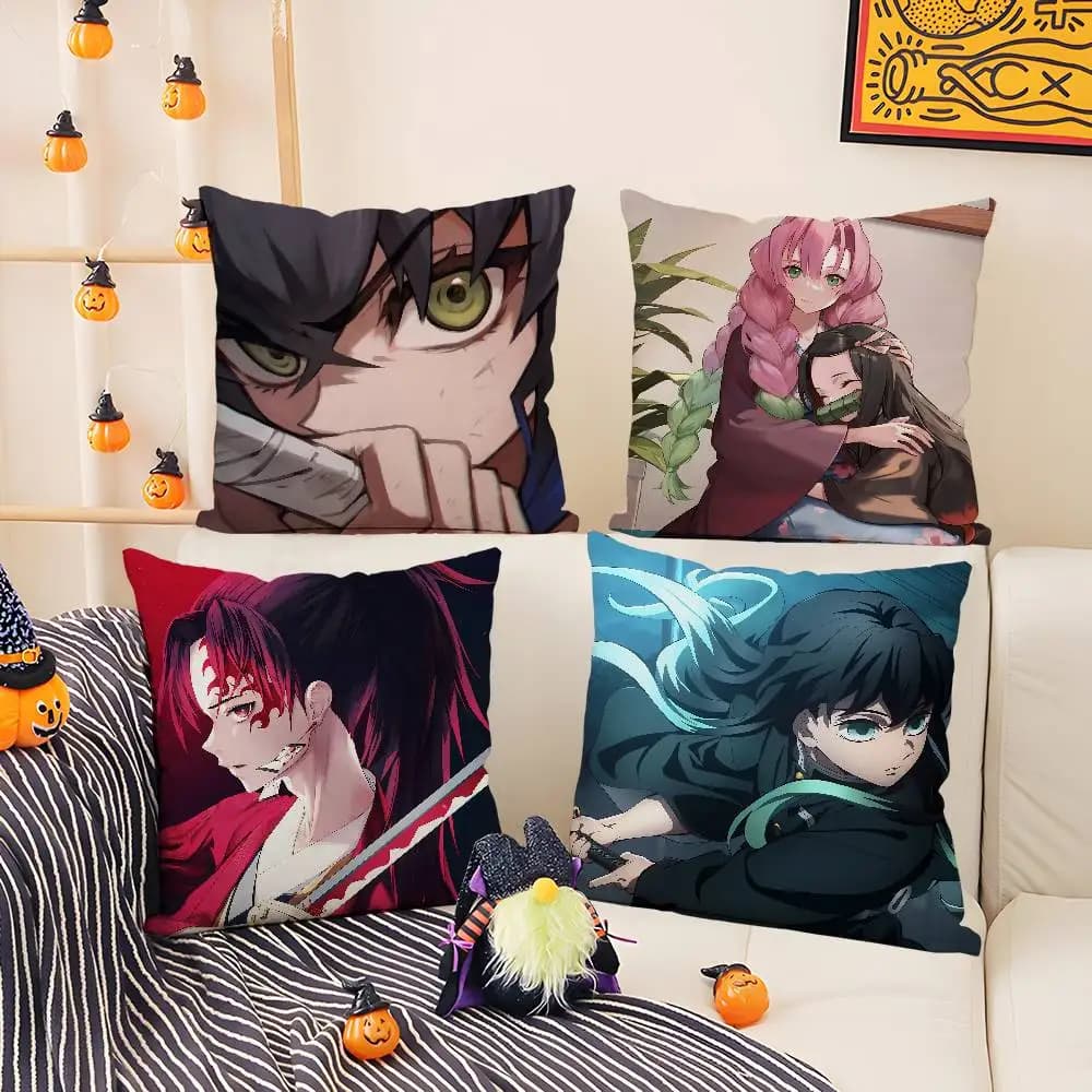 Copricuscino in Peluche Anime Demon Slayer Hashibira Inosuke, Morbido Copricuscino Corto in Peluche per Divano, Camera da Letto, Arredamento Casa, Regalo