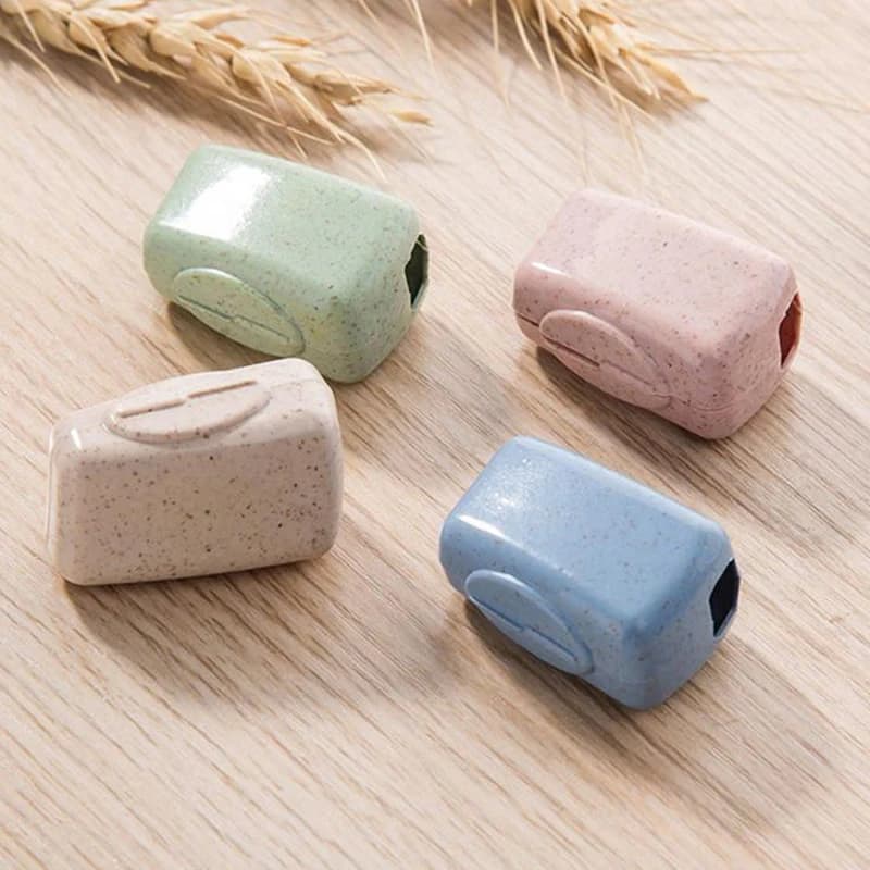 Set di 4 Copri Spazzolino da Denti Mini Portatili, Cappucci per Spazzolini da Viaggio, Accessori Organizzatori per Bagno e Casa