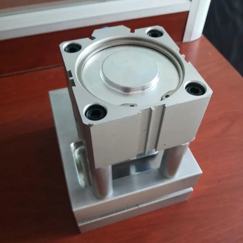 Plastic bag tote bag puncher, pneumatic punching machine, commonly used standard linear type, hand bag punching die