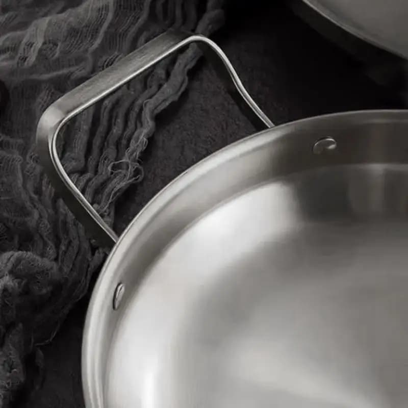 Easy to Carry Steel Frying Pans with Double Handle for Different Cooking X3UC