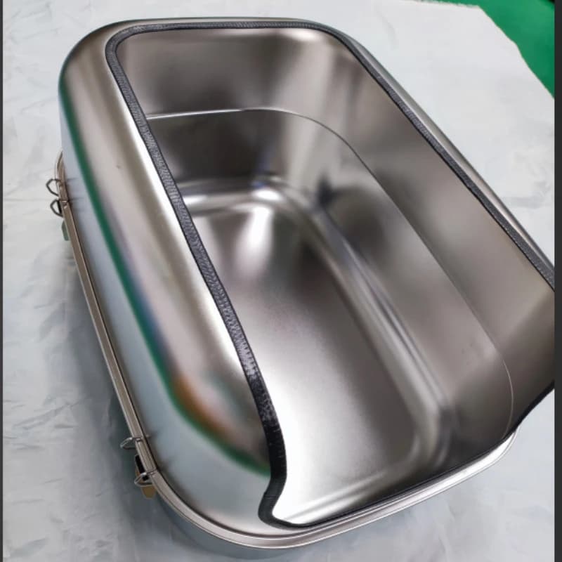 Lettiera per gatti in acciaio inossidabile Padelle per gatti di grandi dimensioni Design antispruzzo Toilette per gattini antiruggine per animali domestici da interno Vassoio per lettiera durevole