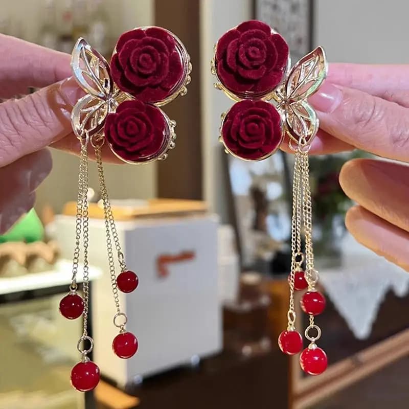 1 Pezzo Accessorio per Capelli Delicato per Ragazze e Donne, Elegante Clip per Capelli Vintage con Rosa Rossa Floccata e Nappa, Elegante Fermaglio a Granchio per Coda di Cavallo