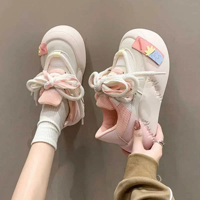 Spring New Design Cute Sense Round Head Sneakers casual woman comfortable bread shoes adorable woman