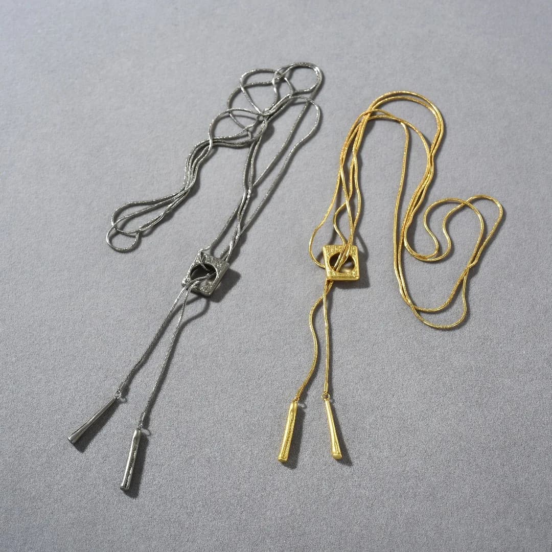 Lock clasp adjustable long necklaces for women winter sweater necklaces vintage elegant jewelry new in 2026