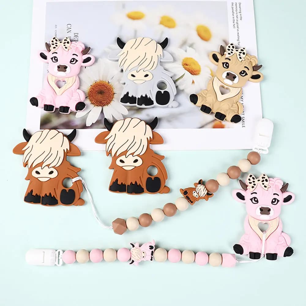 1pcs cute highland cow Silicone Teether Pendant DIY Nursing Necklace Pacifier Clips Jewelry Accessories