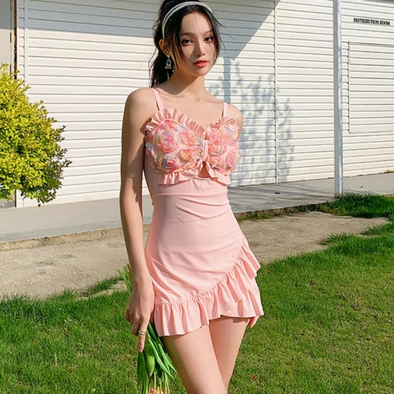 Costume da bagno intero da donna slimming, versione coreana, nuovo design estivo 2026, stile dolce e carino, alla moda
