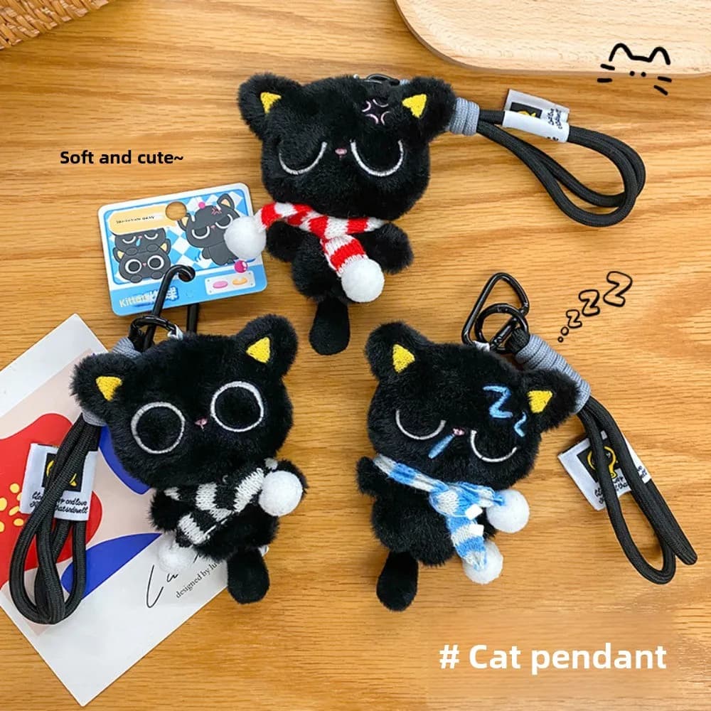 Simpatico portachiavi con gatto nero sonnolento, sciarpa a righe morbide, ciondolo per borsa, portachiavi per auto, decorazione per borsa da scuola