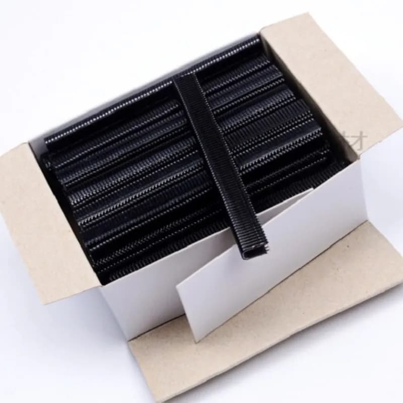 Chiodatrice pneumatica a punta stretta in acciaio ad alto tenore di carbonio 410k per tubi in ferro, lavorazione del legno, rattan intrecciato, 4928 pezzi/scatola