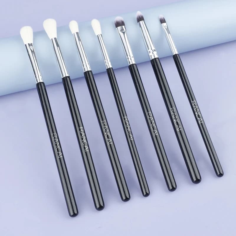 Eye blender brush kit with 7-piece shading brush, vegan makeup tool with wooden handle, apply impeccably shadow and set of concealers