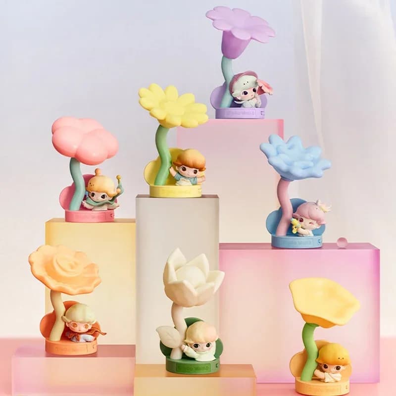 POPMART Dimoo Moments in Bloom Series: Luce Notturna con Sensore di Movimento, Blind Box, Statuetta Ornamentale con Luce Sensibile, Regalo a Sorpresa