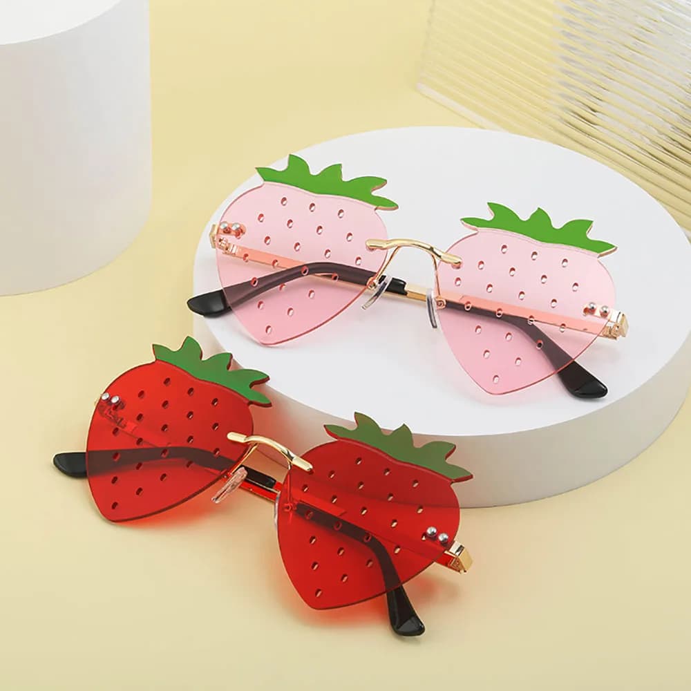 1 PC-New Style Strawberry Sunglasses Women's Fashion Ball Sunglasses Funny Glasses