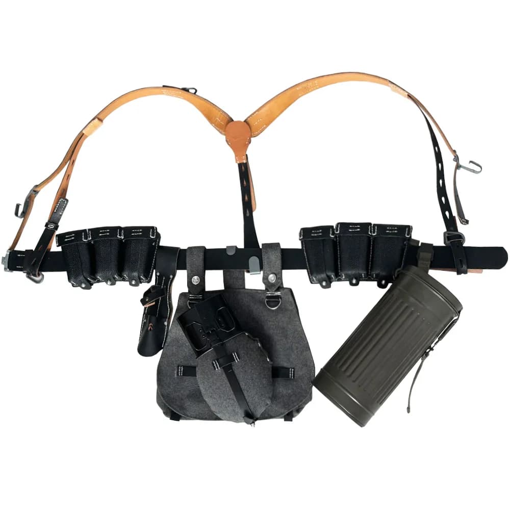 98K Pouch Kit WW2 attrezzatura da combattimento tedesca combinazione in pelle collezione soldato zaino tattico cintura a forma di Y