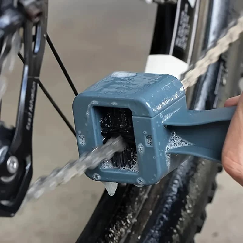 Spazzola per Pulizia Catena Bici in Plastica, Spazzola per Ruote Grunge, Strumento Portatile per la Pulizia di Bici e Moto, Cura Cerchioni e Pneumatici