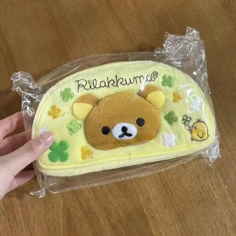 Astuccio in peluche della serie Anime Rilakkuma Trifoglio a Quattro Foglie, simpatico astuccio per cancelleria, regalo di compleanno per studentesse