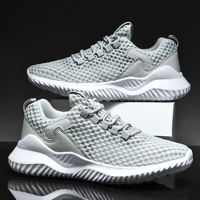 Men Sneakers Lightwhite Breathable Running Shoes for Men Mesh Summer Lace-Up Outdoor Walking Shoe Zapatillas De Deporte