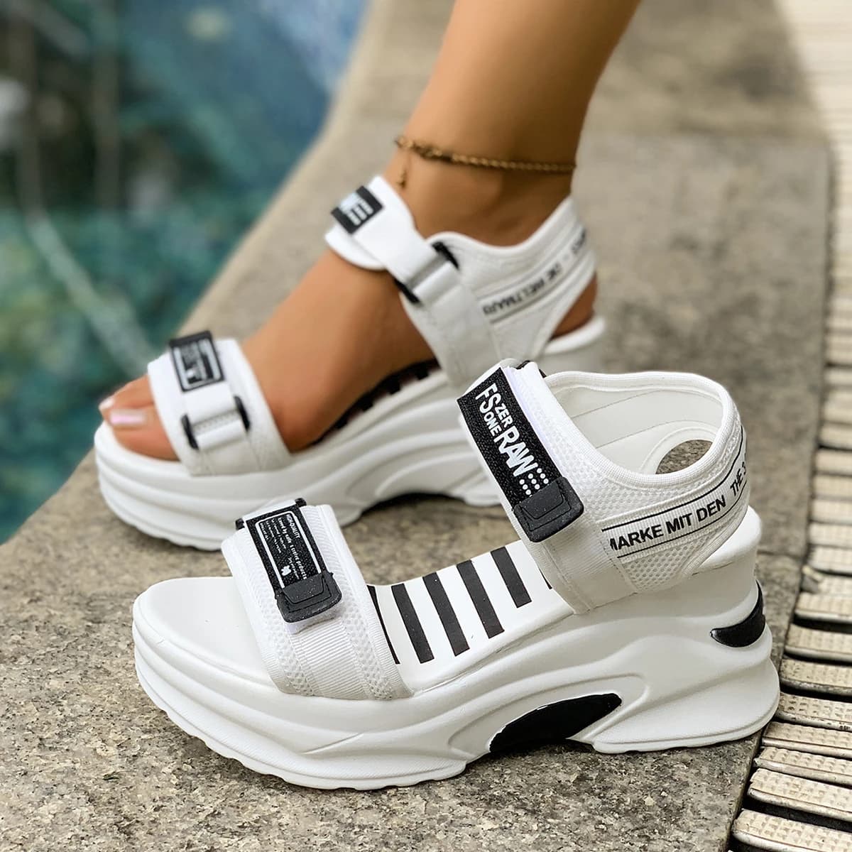 Sandali con Zeppa da Donna 2025, Nuova Moda, Scarpe Comode per Donne, Leggere e Casual con Velcro, Sandali da Spiaggia con Piattaforma, Zapatos De Mujer