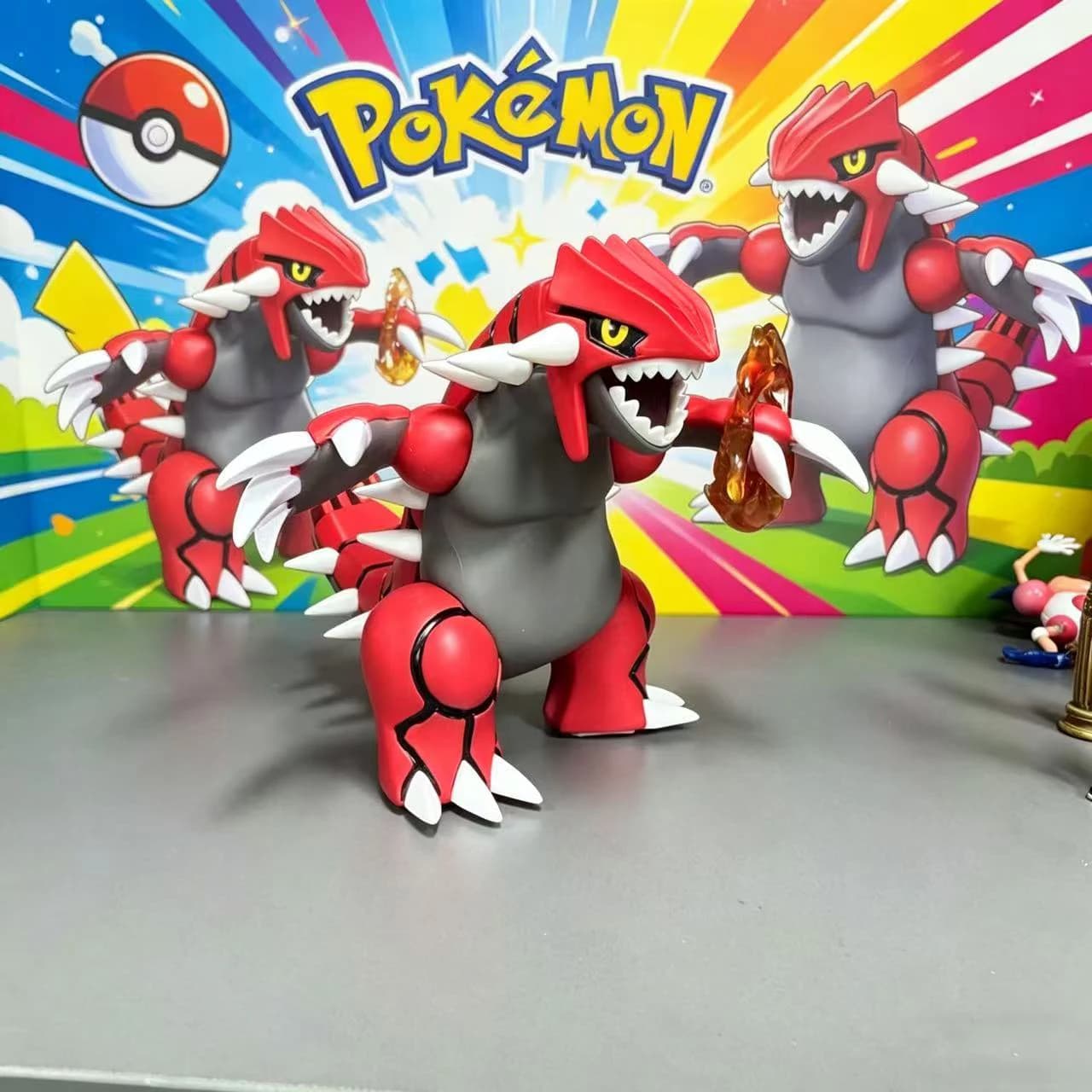 Nuova Statuetta Action Figure Anime Pokemon Groudon GK da 13cm, Modello Leggendario di Pocket Monsters, Statua in PVC, Decorazione per Ufficio, Ornamento da Scrivania per Ragazzi